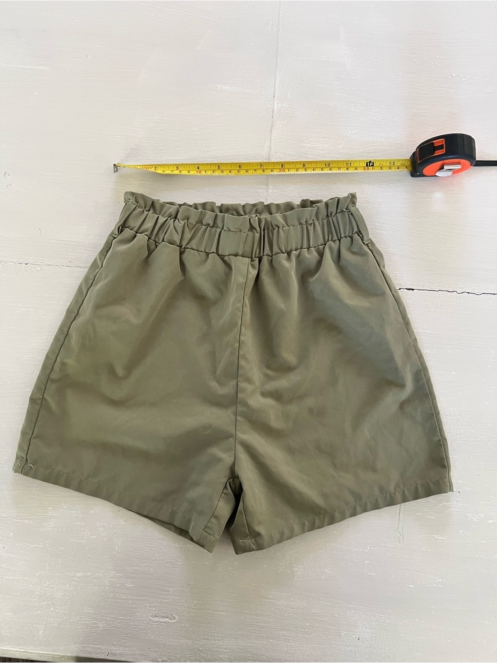 Women’s Olive Green Paperbag Waist Pull-On Shorts Elastic Waist Casual 160=XS